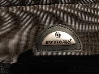 Vendo porta trajes BOSSANA gris