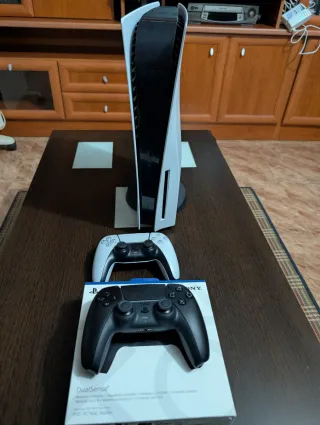 Consola PS5 + 2 Mandos DualSense