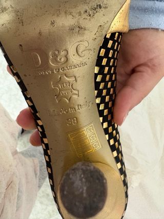 Tacones Dolce & Gabbana Negro y Dorado