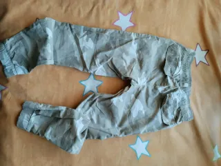 Pantalón camuflaje 138-142 10 años