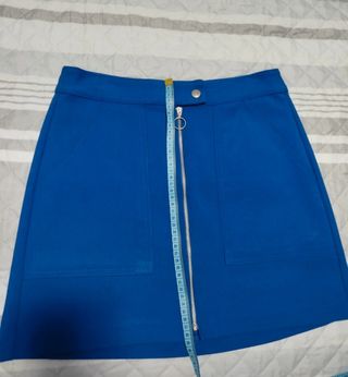 Falda Bershka azul talla M