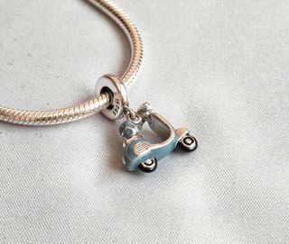 Charm y colgantes vehículos