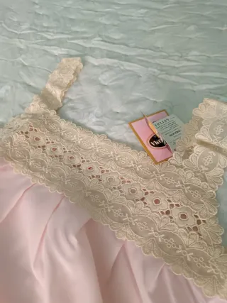 Conjunto camisón y bata rosa