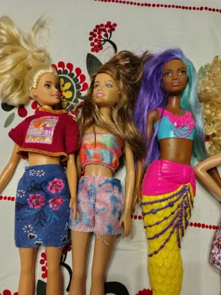 Lote de 5 Barbies