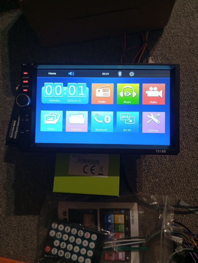 Schermo per auto 7018B