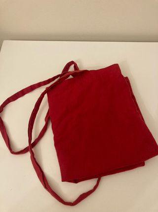Bolso de tela rojo