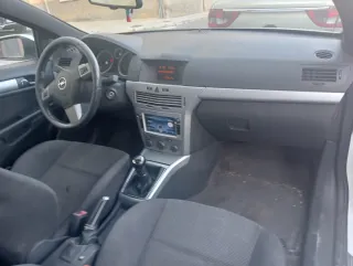 Opel Astra 2007