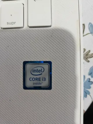 Portátil HP Blanco y Negro