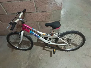 Bicicleta infantil niña