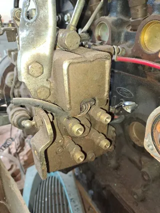 Se vende despiece de motor 1.8 ford.