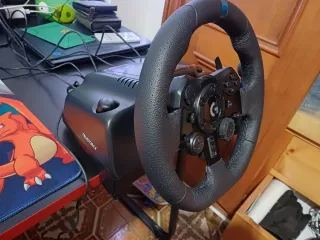 Volante Logitech G923 Trueforce Nuevo con caja