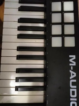 M-Audio Oxygen 61 Teclado Controlador-midi