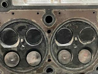 Culata r6280160801 mercedes-benz clase 4.0 137190