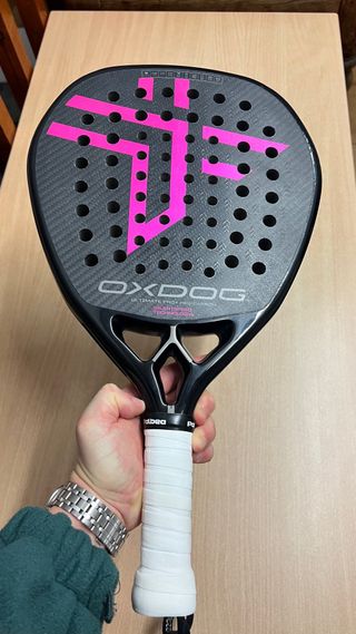 Pala de pádel Oxdog Ultimate Pro plus 2025