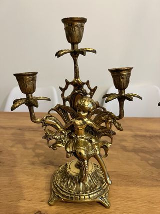 Pareja Candelabros Bronce Figuras