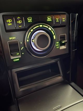 Toyota Land Cruiser Limited 2017