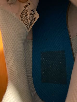 Zapatillas fútbol. Multitaco. Marca Nike.