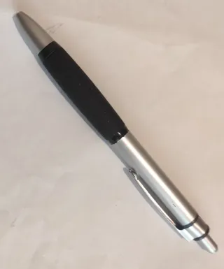 Set Regalo: Bolígrafo, Llavero, Cortaúñas/multiuso