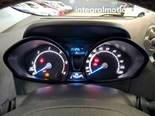 Ford Tourneo Courier 1.5 TDCi 74kW (100CV) Titanium