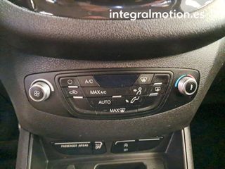 Ford Tourneo Courier 1.5 TDCi 74kW (100CV) Titanium