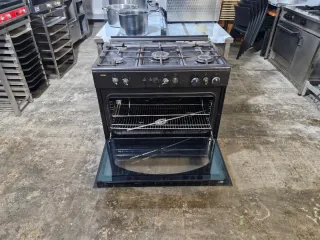 Cocina de gas 5 fuegos con horno