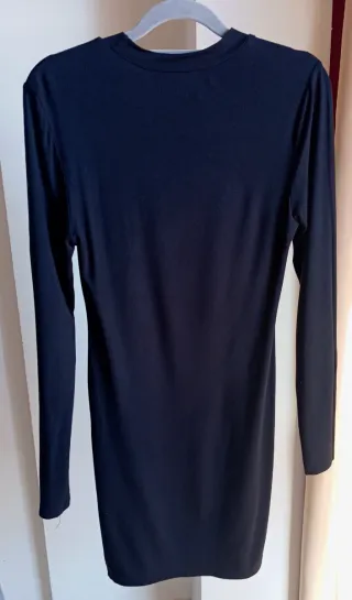 Vestido negro manga larga