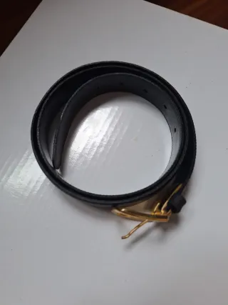 Cinturón de piel negro para hombre
