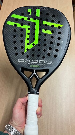 Pala de pádel Oxdog Ultimate Pro 2025