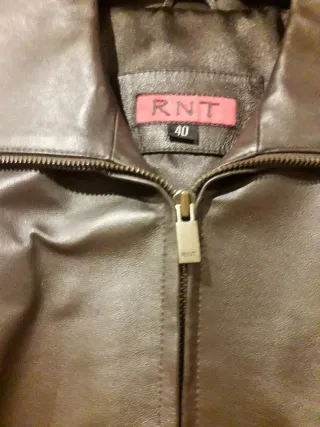 Chaqueta de piel RNT marrón talla 40