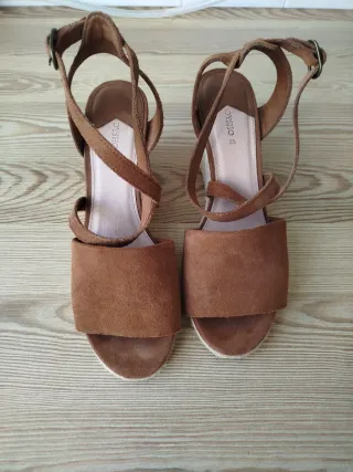 Sandalias Oysho Marrones Talla 38