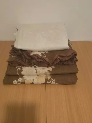 Cortinas Marrones con Diseño Floral (4 piezas)