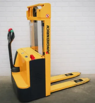 Apilador Eléctrico OFERTA