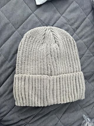 Gorro gris hombre