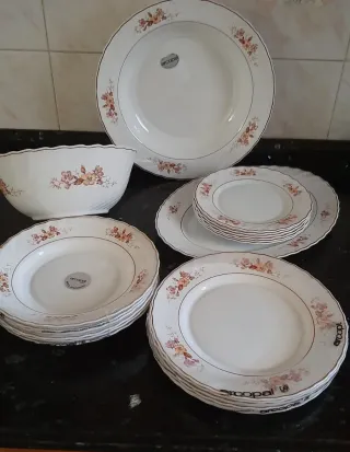 Vajilla Arcopal Flores