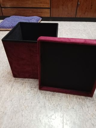 Puf pieghevole in velluto bordeaux