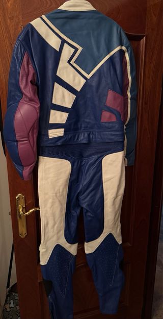 Traje de moto cuero talla 40