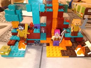 LEGO Minecraft Set 21168