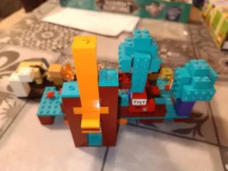 LEGO Minecraft Set 21168