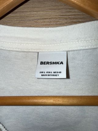Camiseta Bershka Oversize Blanca