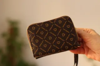 Monedero de Mujer Marrón y Dorado.