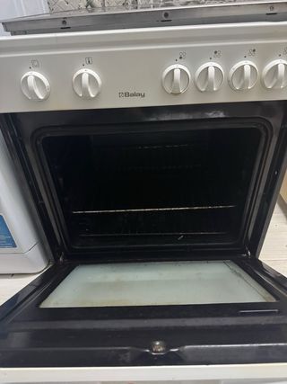 Vitrocerámica y horno Balay