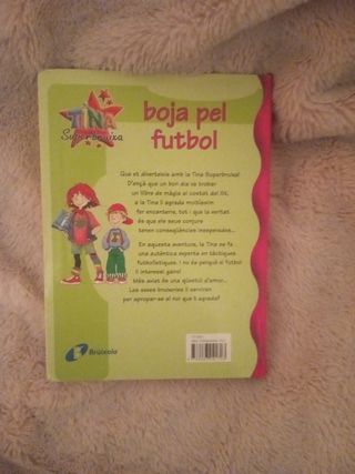 Tina Superbruixa, boja pel futbol (Bruixola. Ti...