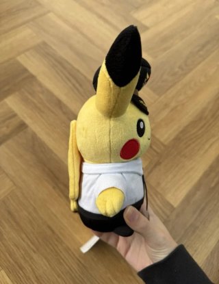 PELUCHES PIKACHU AEROPUERTO SINGAPUR POKEMON JP