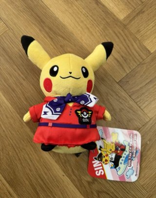 PELUCHES PIKACHU AEROPUERTO SINGAPUR POKEMON JP