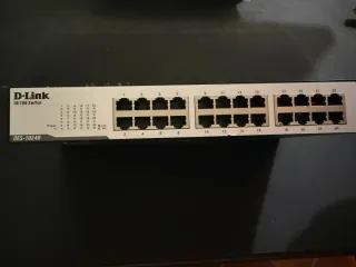 Switch D-Link DES-1024D 24 porte