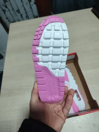 Nike Air Max 1 GS Rosa y Blanco