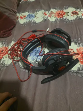 Auriculares Gamer Sades SA-903