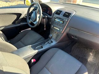 Toyota Avensis 2.2 D4D diesel automatico alto gama