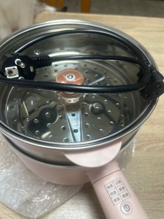 Olla Eléctrica Rosa Capacidad 2,5l
