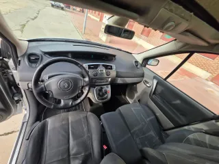 Renault Scenic 1.5 dci